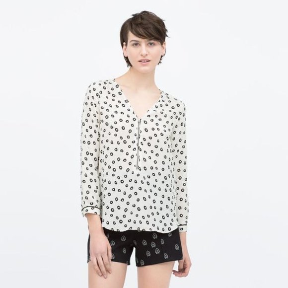 Zara Black and White Pattern Zipper Front V-neck Tunic Blouse Office Size Medium - Picture 1 of 12